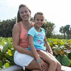 Earth Nymph Ron Jon Kids Happy Beach Top -OOfos Sale d800x800 40060229082 earth nymph ron jon kids happy beach top life style 2