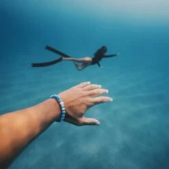 Lokai Ocean Wave Bracelet